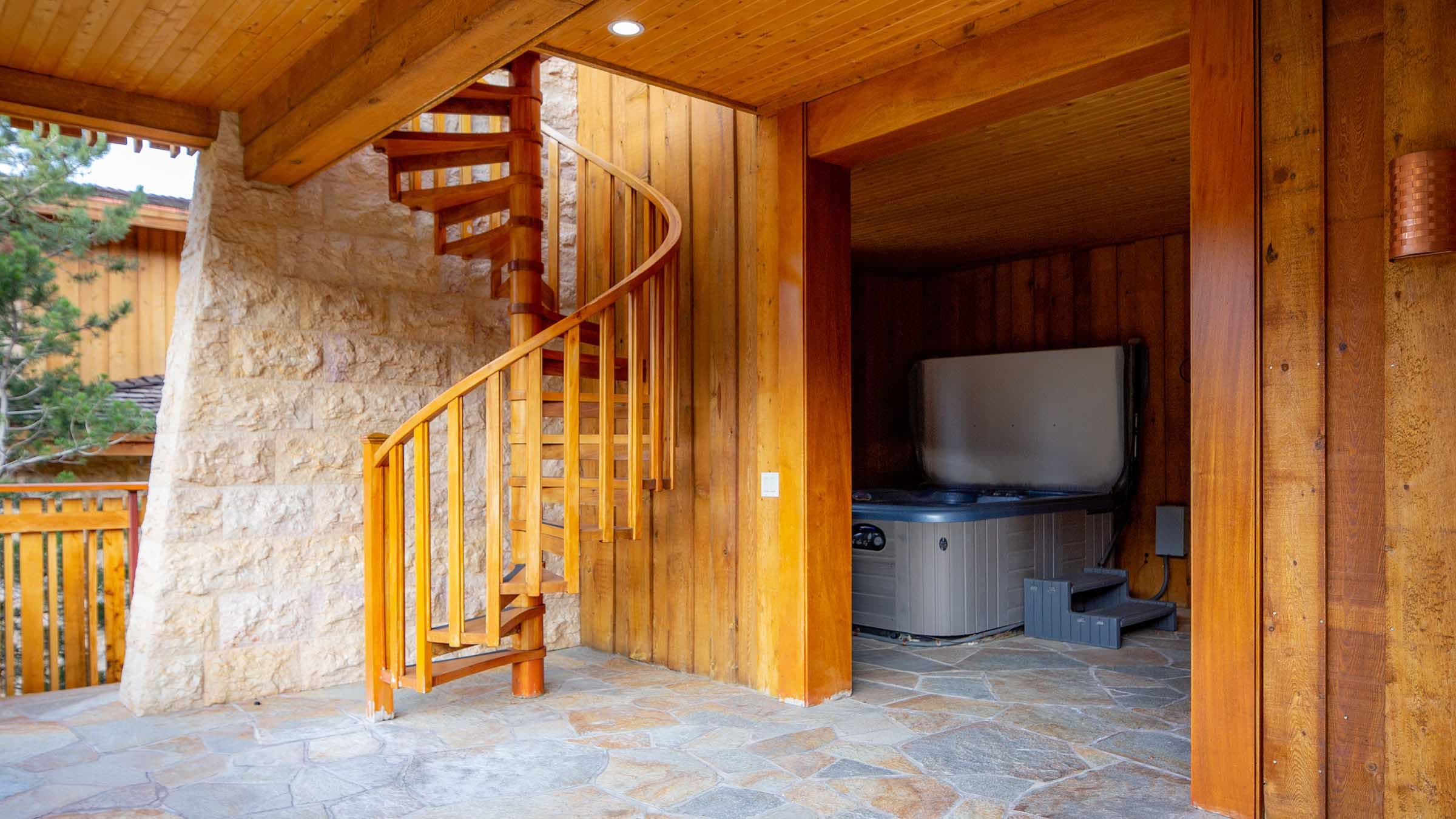 Private hot tub at The Kestrel at Obsidian Residences