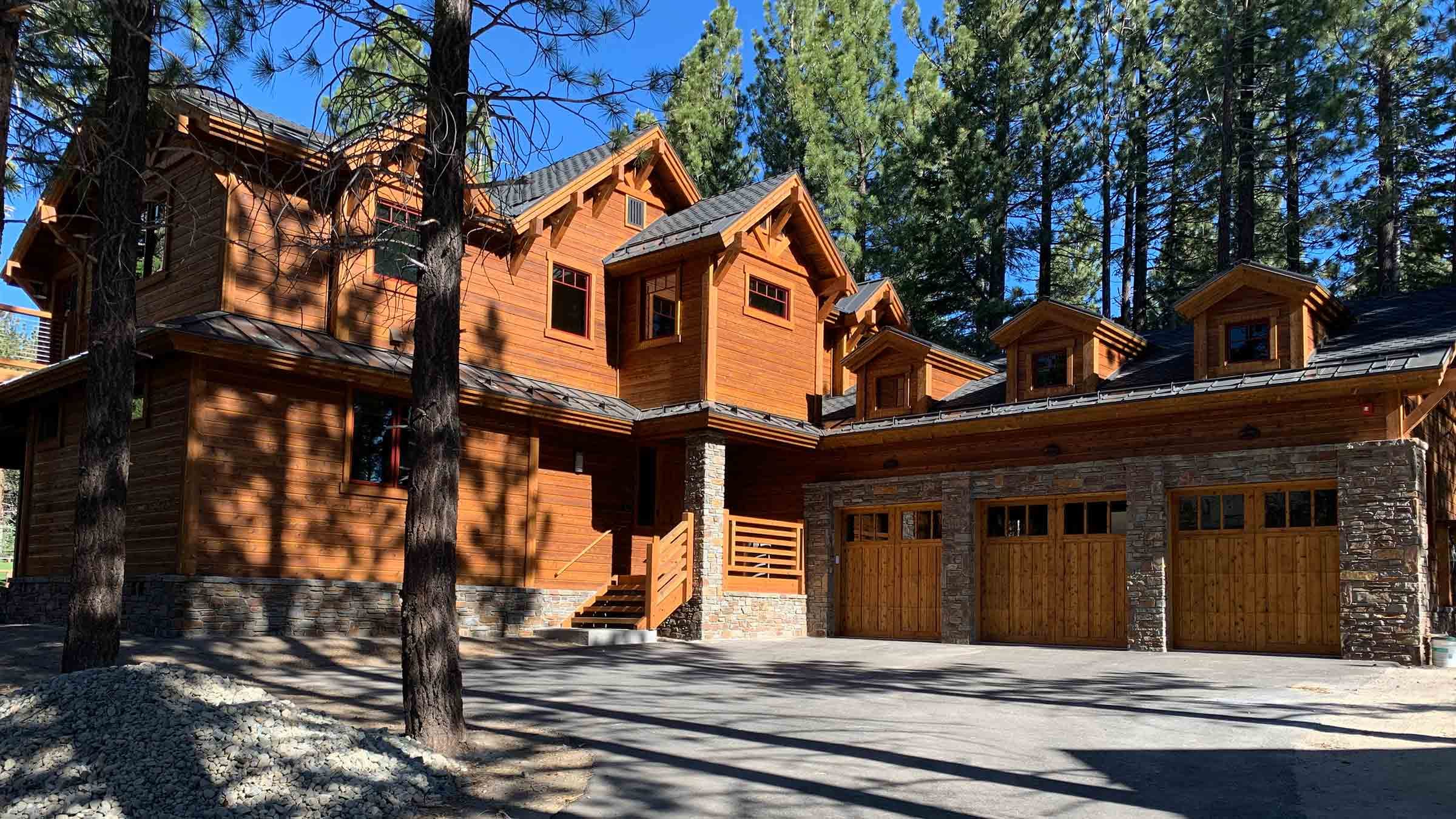 Grey Bear Luxury Home Rental in Mammoth Lakes